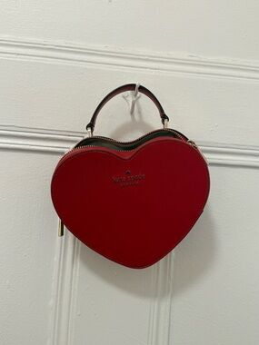 kate spade red heart-shaped mini top-handle bag